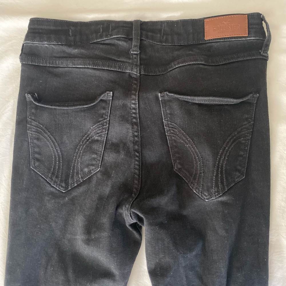 Hollister black ripped super skinny jeans